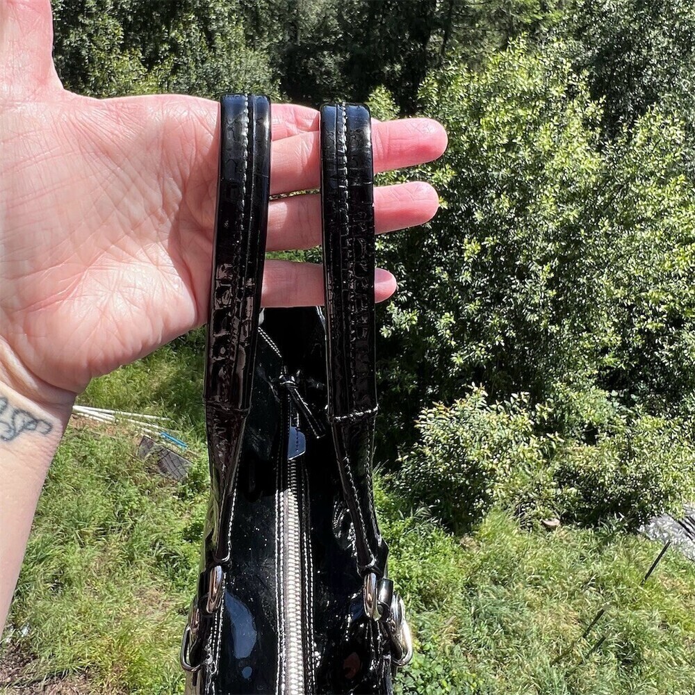 VINTAGE COACH Black Embossed Patent Leather Shoulder Bag Tote Silver Hardware - Picture 9 of 11